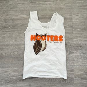 Hooters 2020 calendar girl shirt and shorts